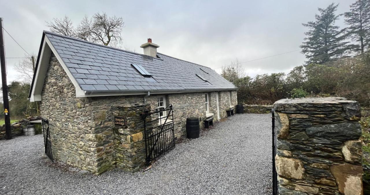 Newly Renovated Stone Cottage Located 2.5 Miles From Killarney Town Teernaboul Exteriör bild